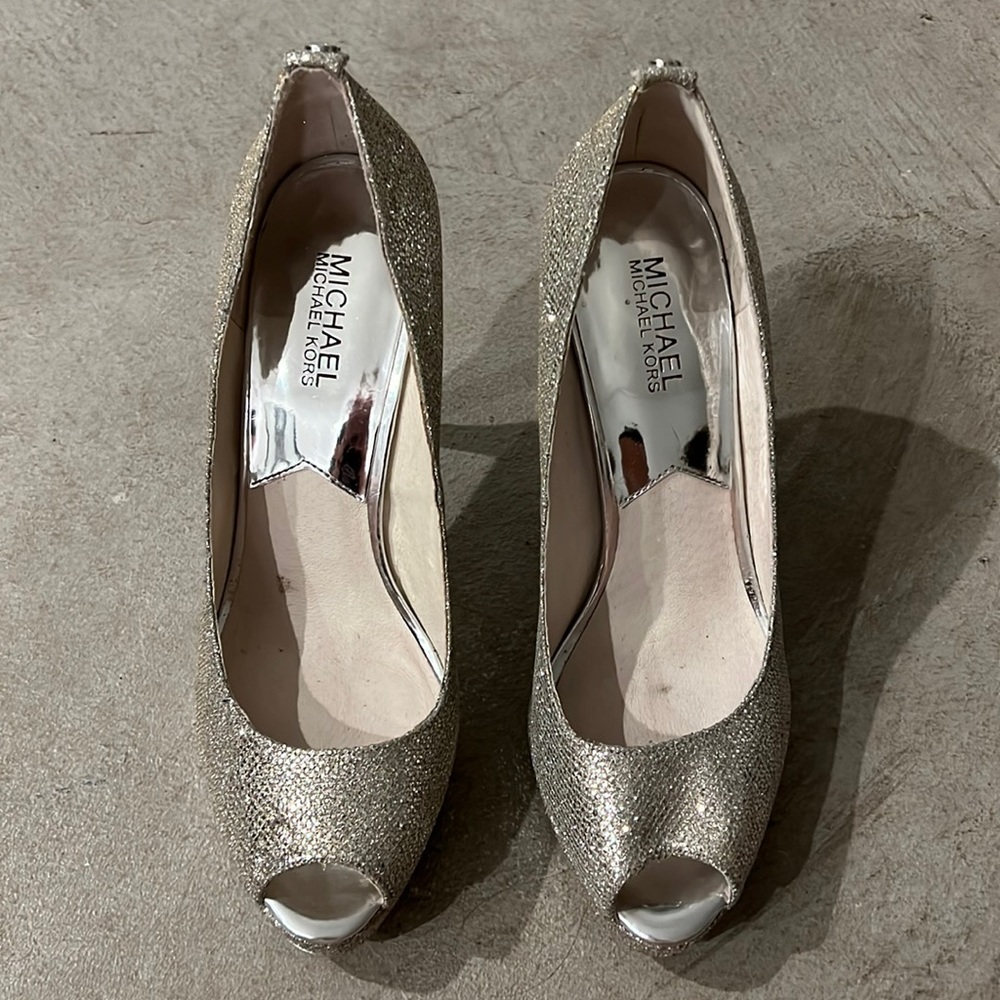 Michael Kors Silver Peep toe heels